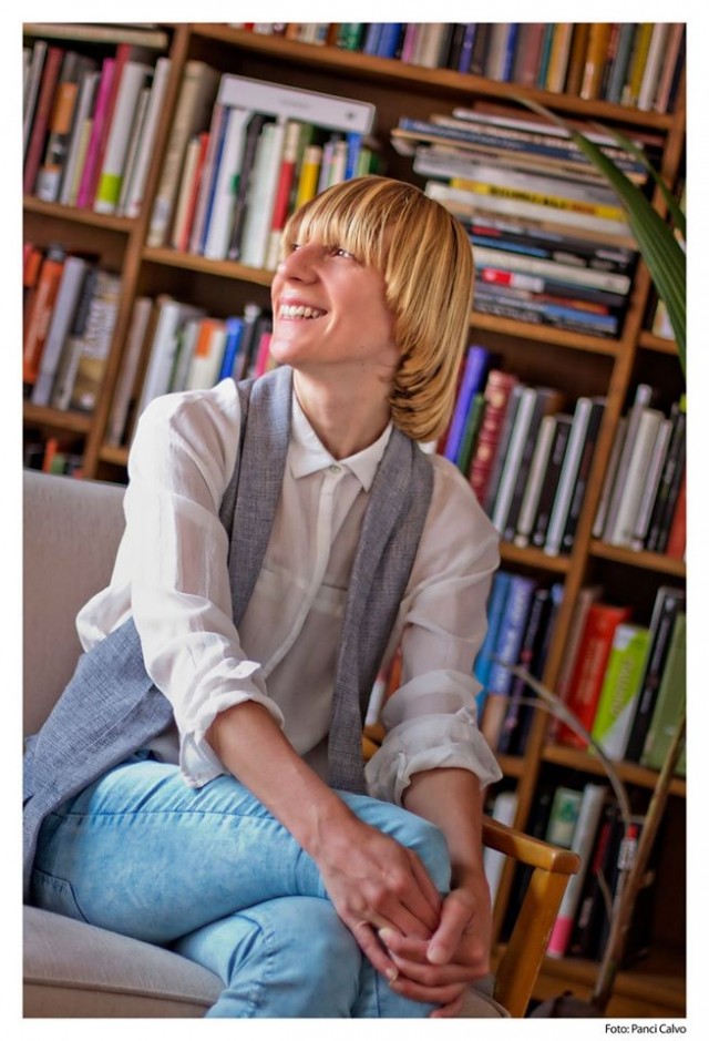 Donatella Lanuzzi en la librería Nollegiu