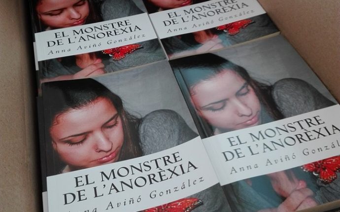 Presentación del libro "el monstruo de la Anorexia" en Sopa Barcelona